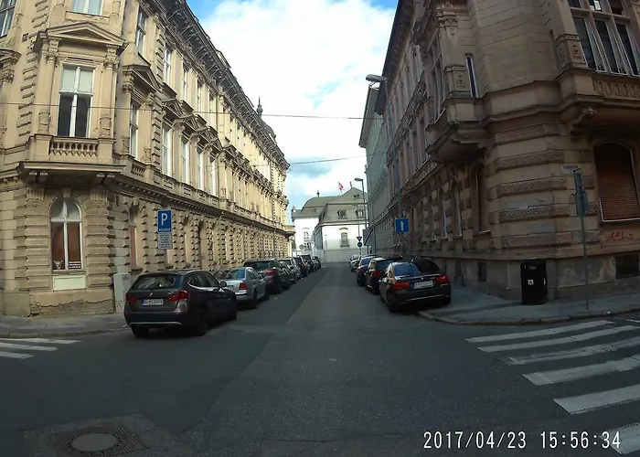 Lucas - Self Check-in