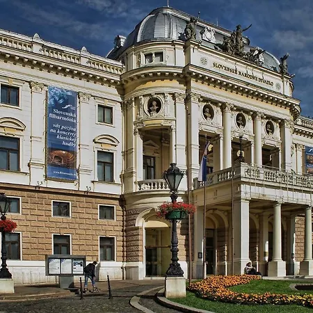 Lucas - Self Check-in Apartamento